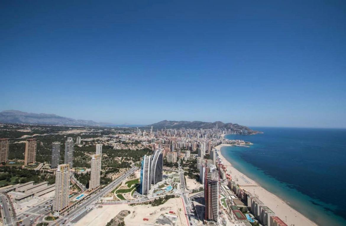 Intempo Celia-Apartment At Famous Intempo Building Benidorm Bagian luar foto