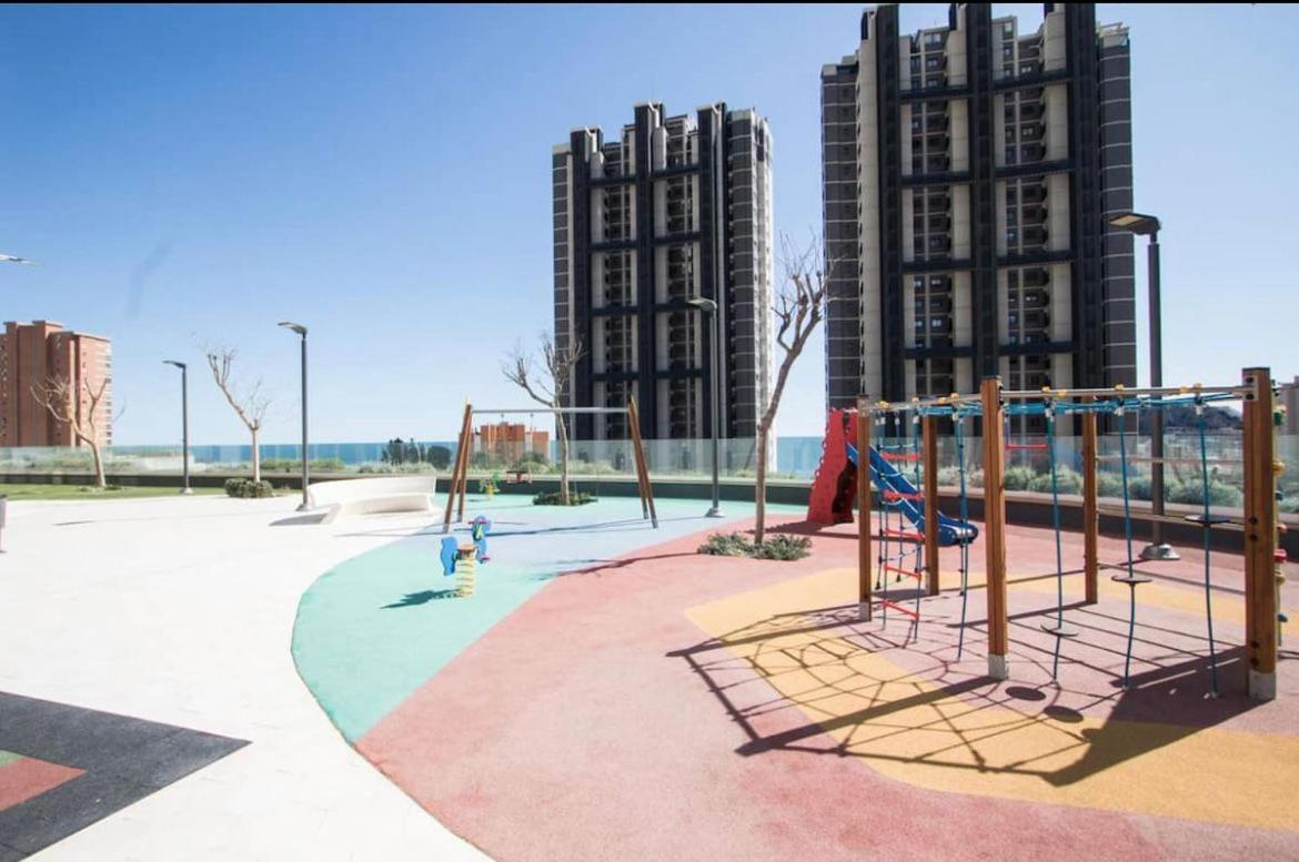 Intempo Celia-Apartment At Famous Intempo Building Benidorm Bagian luar foto